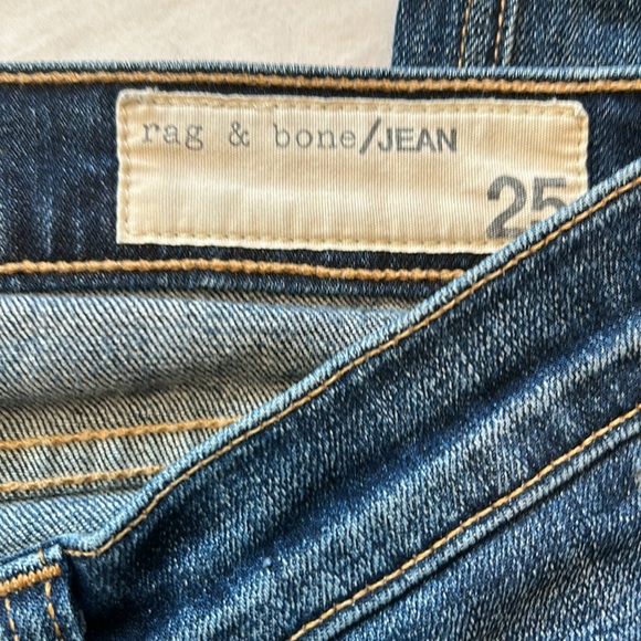 Rag and Bone Skinny Size 25 Straight Leg Denim Jeans Excellent Condition - Picture 2 of 5